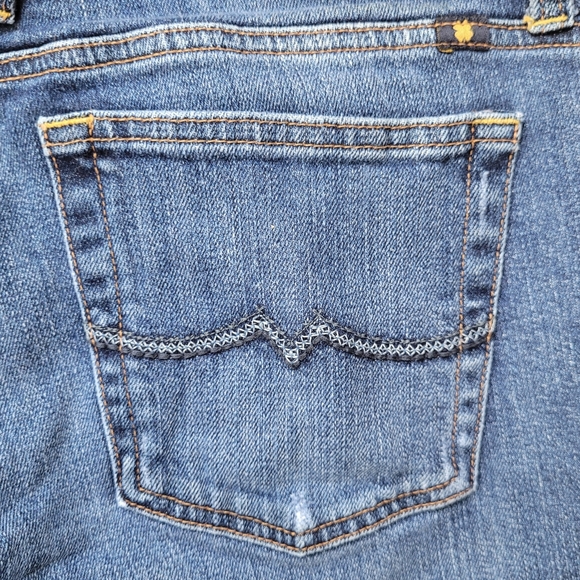 Lucky Brand Sweet' n Straight Jeans Size 12 - Picture 11 of 16